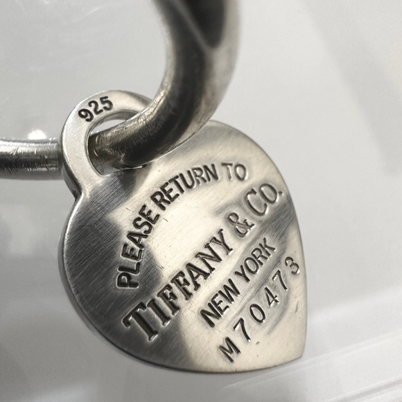 ❌SOLD❌ 🎉HP🎉 Tiffany & Co. Sterling  RETURN TO TIFFANY Heart Tag Keyring - Picture 3 of 13